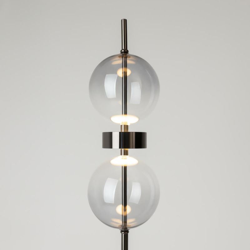 Preview: Design Wandleuchte Schwarz zwei Glaskugeln, Seitenansicht mit Wandhalterung